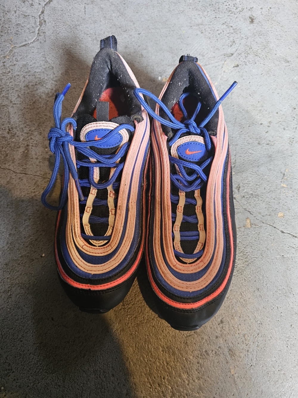 Nike Kids Navy Blue and Pink Wave-Accent Sneakers
